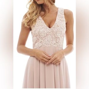 AX Paris Nude V neck Lace Maxi Dress‎ Sz 4 NWT